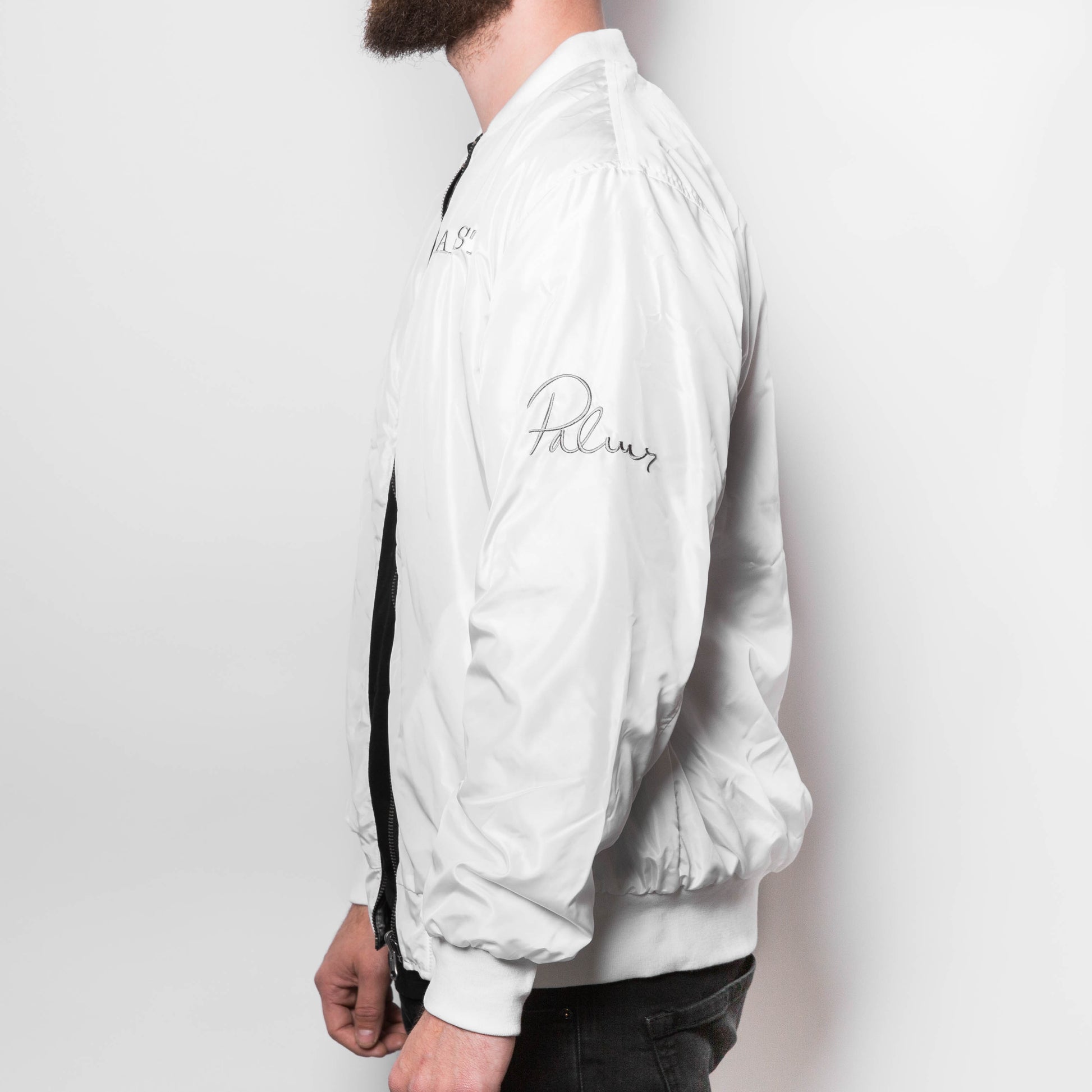 BP-bomberjacket-productshot-2