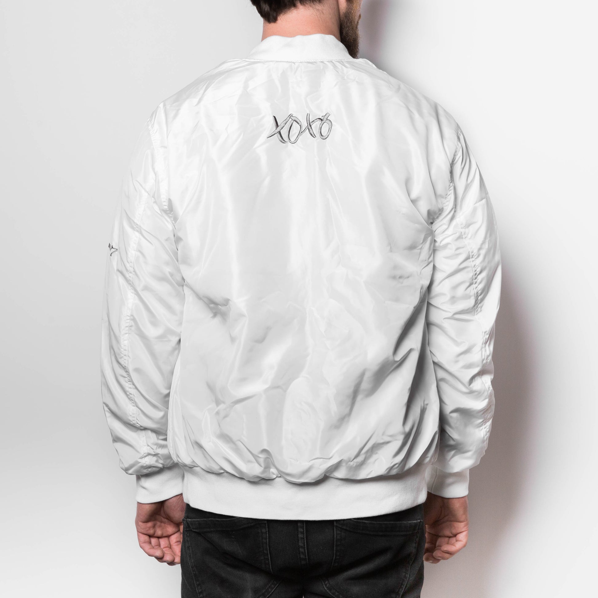 BP-bomberjacket-productshot-3